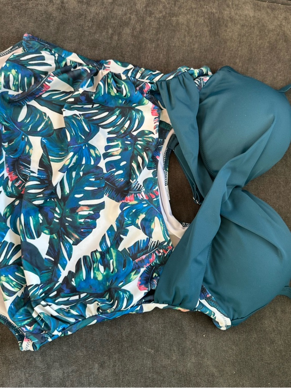 Cupshe Teal & Tropical Leaf One-Piece Swimsuit